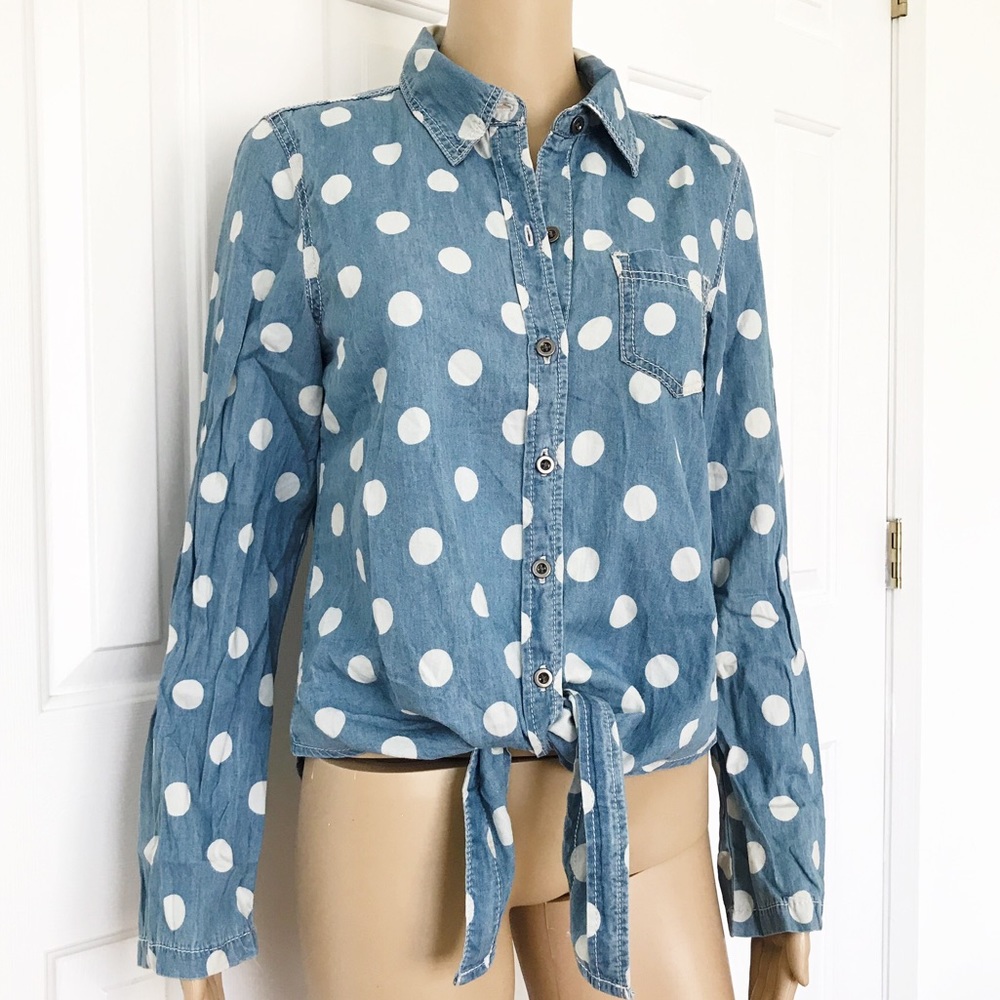 Seven7 Polkadot Jean front tie long sleeve top S